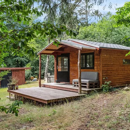 Close To Nature In With Own Nyaraló