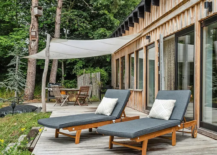 Nyaraló Close To Nature In With Own